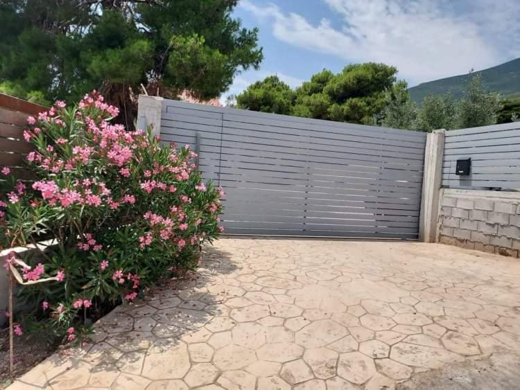 Guesthouse Aggelos Porto Germeno Екстер'єр фото